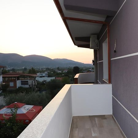 Georgemishel Guest House Berat Dış mekan fotoğraf