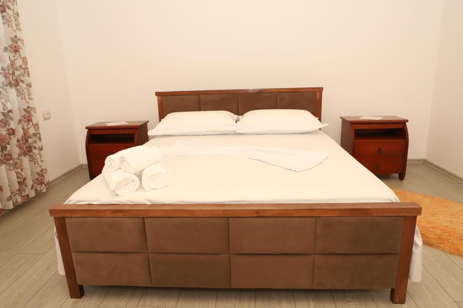 Georgemishel Guest House Berat Dış mekan fotoğraf
