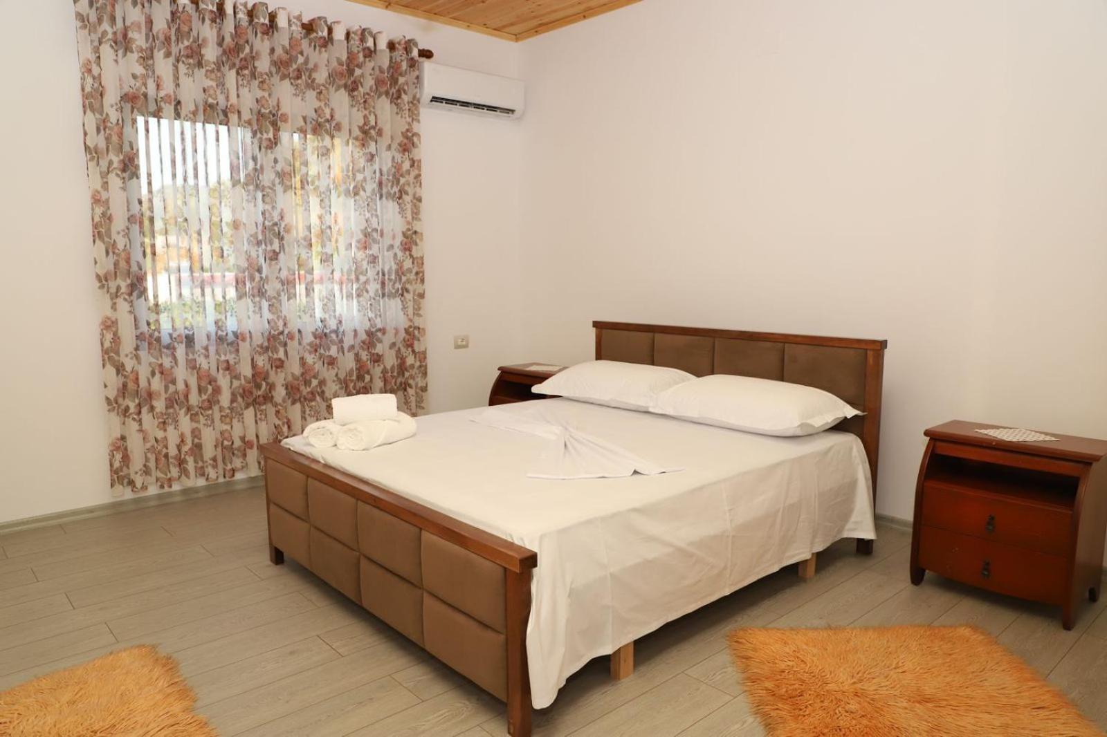 Georgemishel Guest House Berat Dış mekan fotoğraf