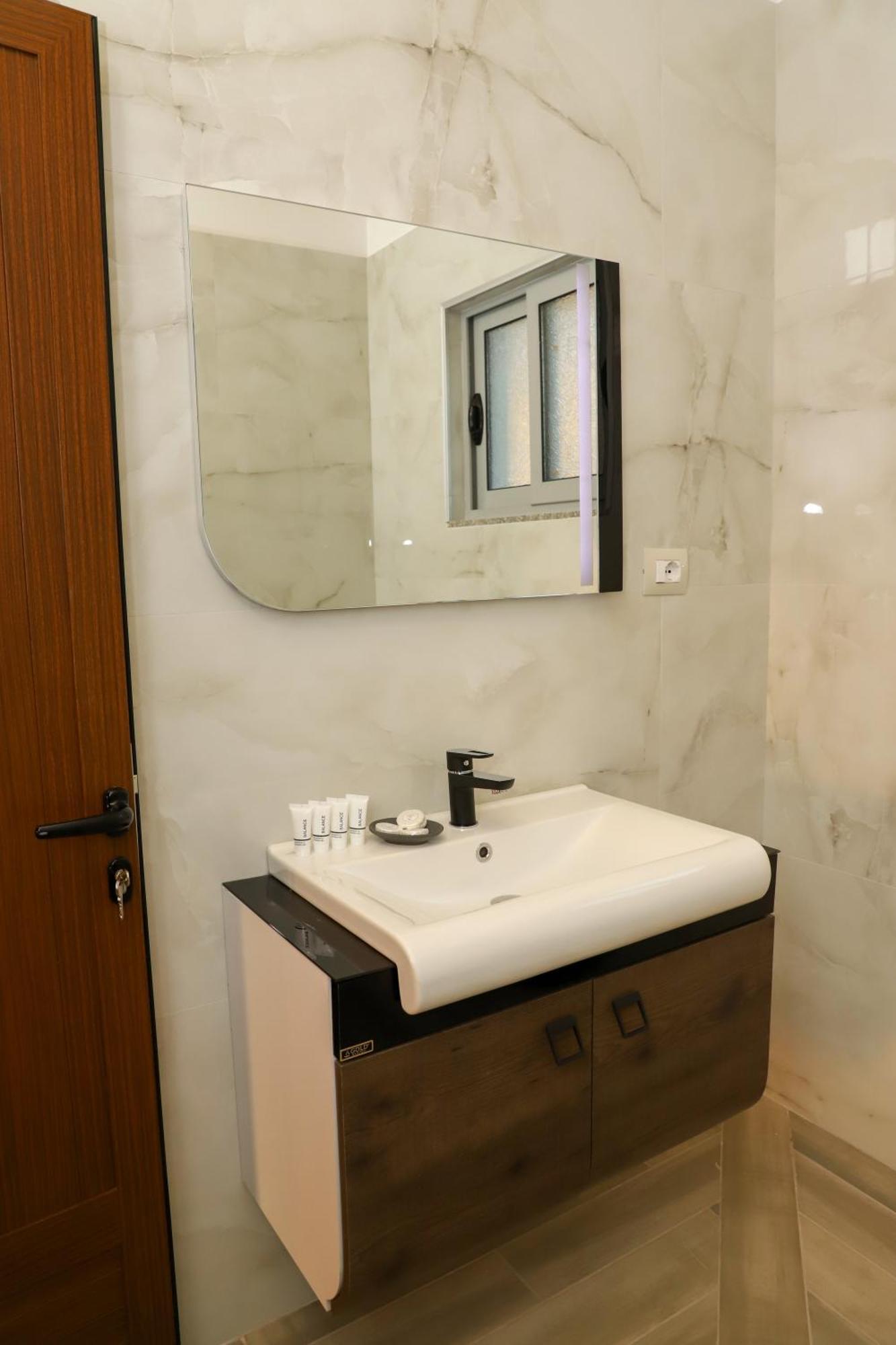 Georgemishel Guest House Berat Dış mekan fotoğraf