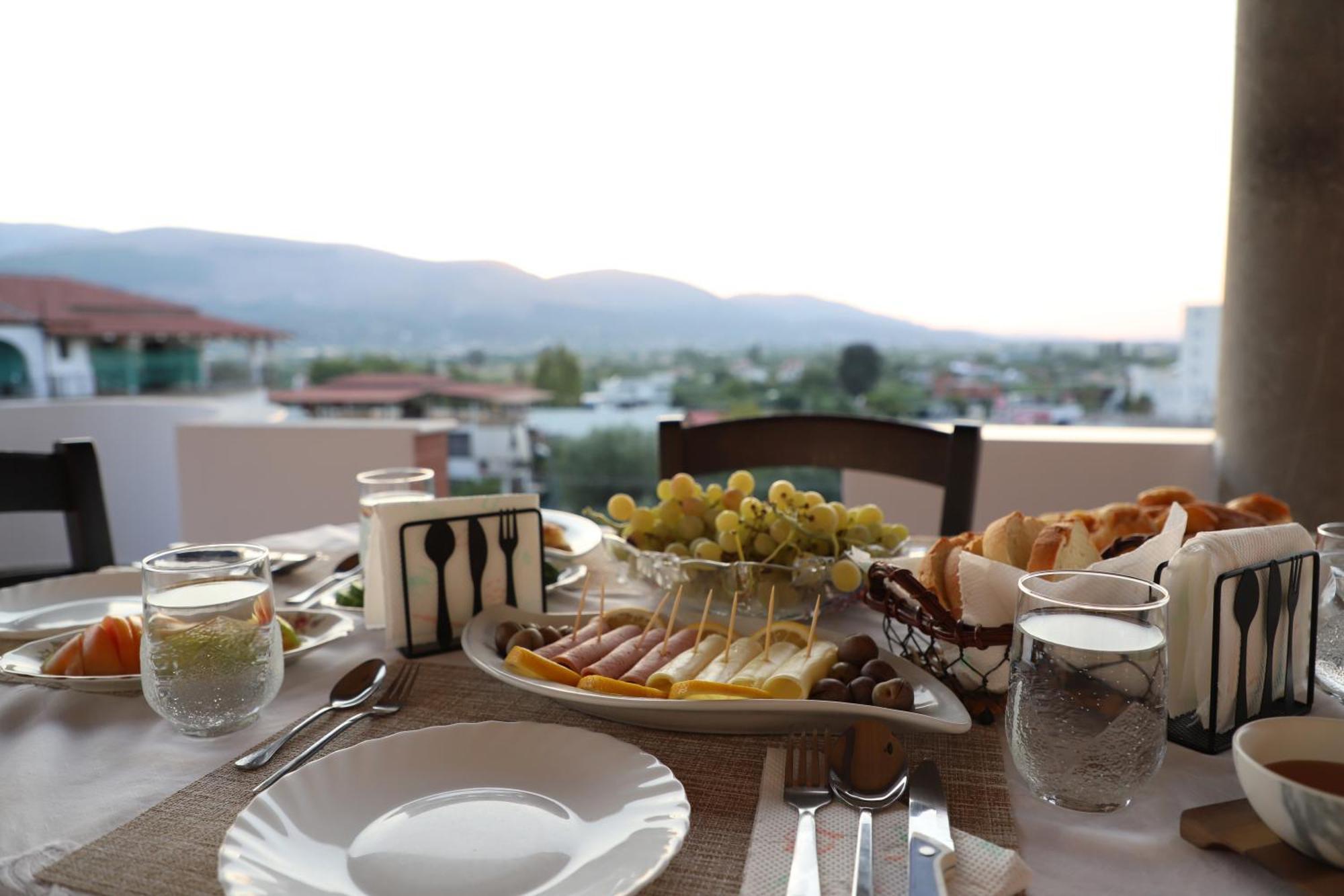 Georgemishel Guest House Berat Dış mekan fotoğraf