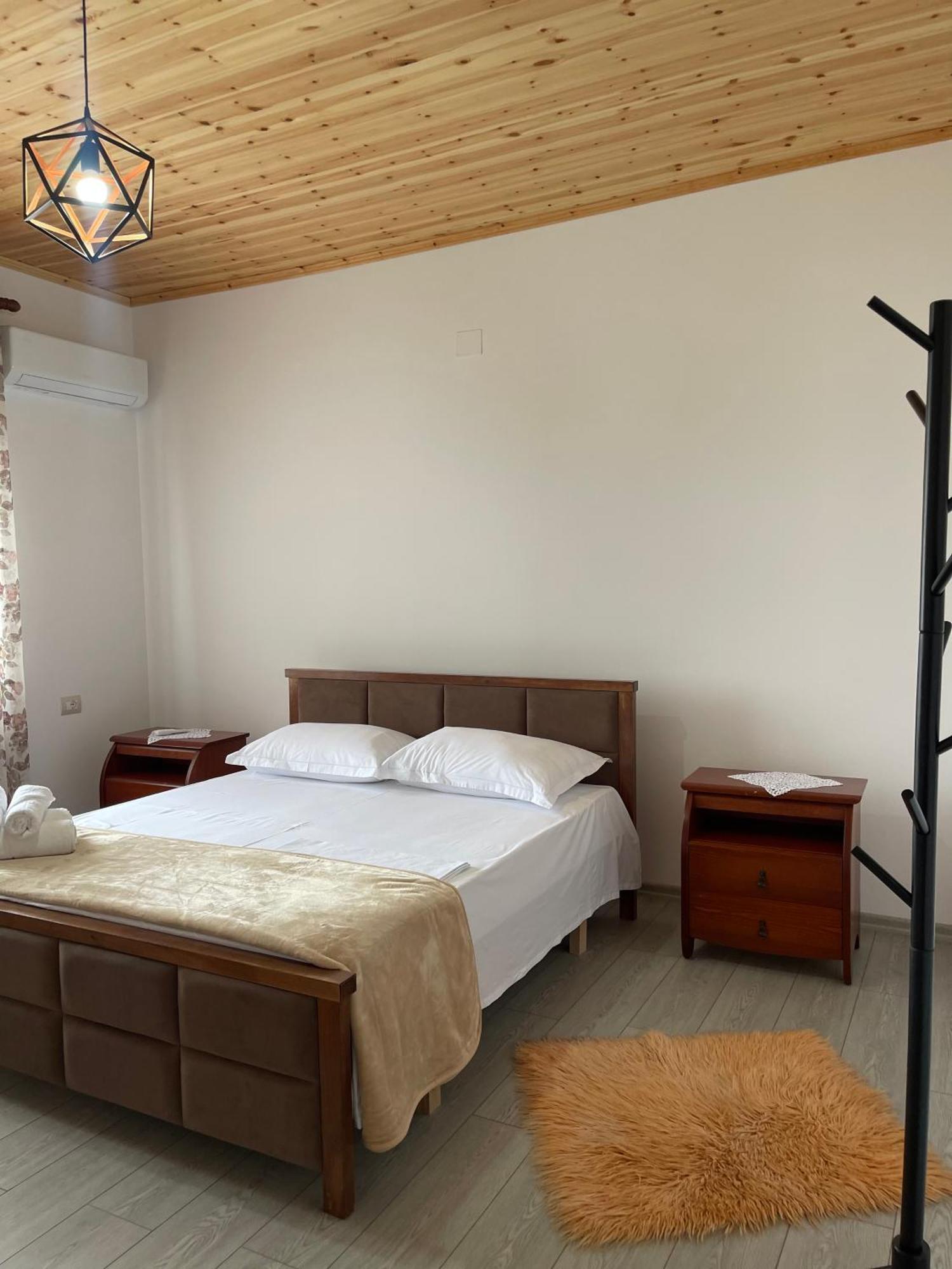 Georgemishel Guest House Berat Dış mekan fotoğraf