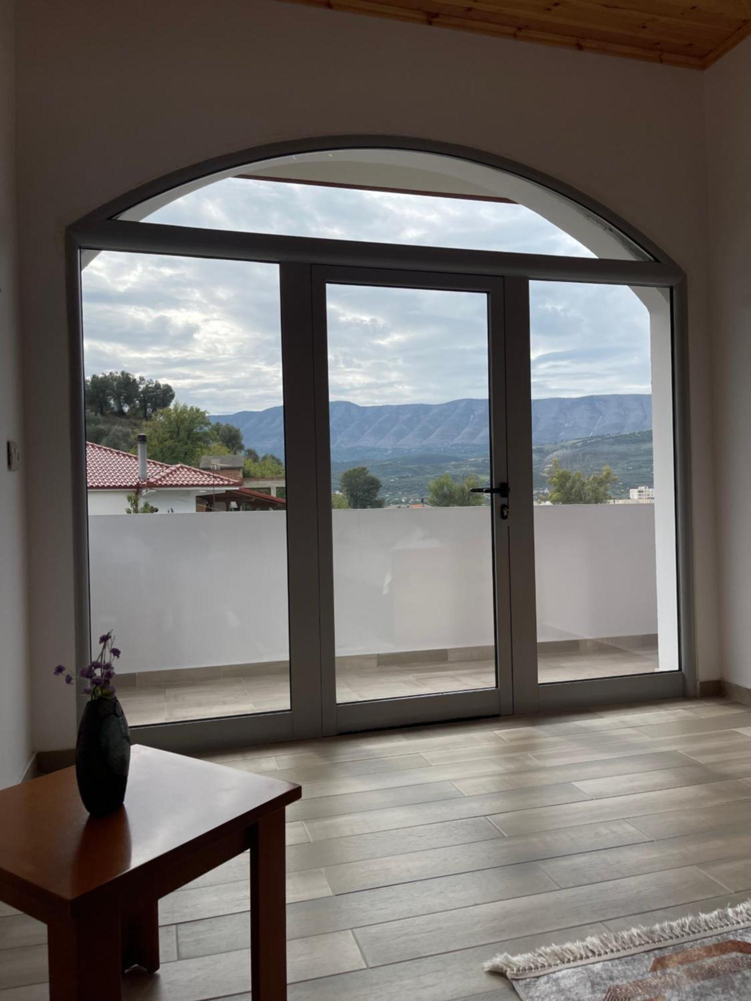 Georgemishel Guest House Berat Dış mekan fotoğraf